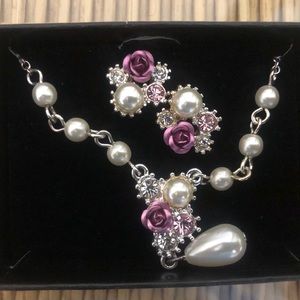 Necklace and earrings